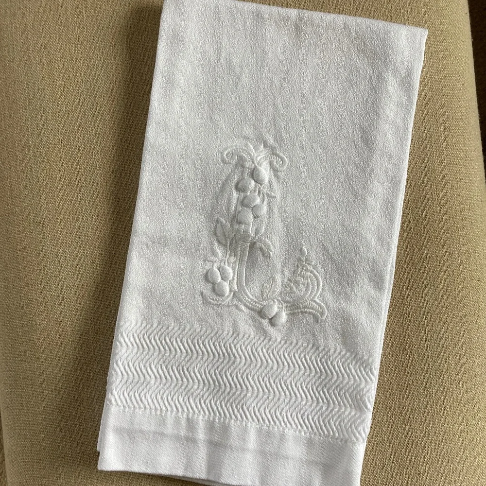 Initial Hand Towel - L BY TERESA ALECRIM